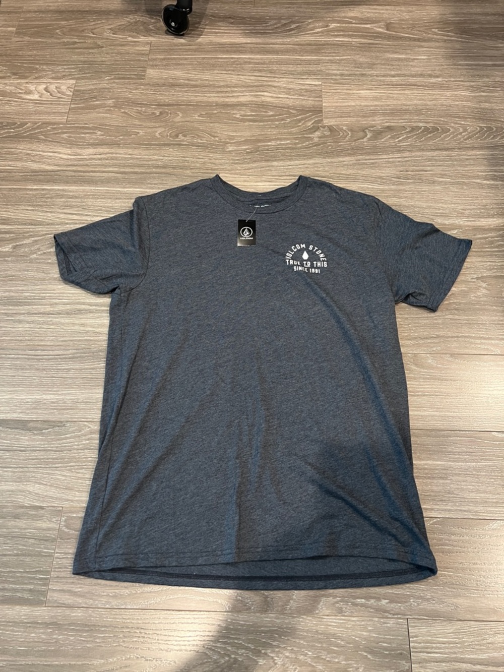 Volcom Men's Short Sleeve Tee in Dark Heather Gray with Chest Graphic